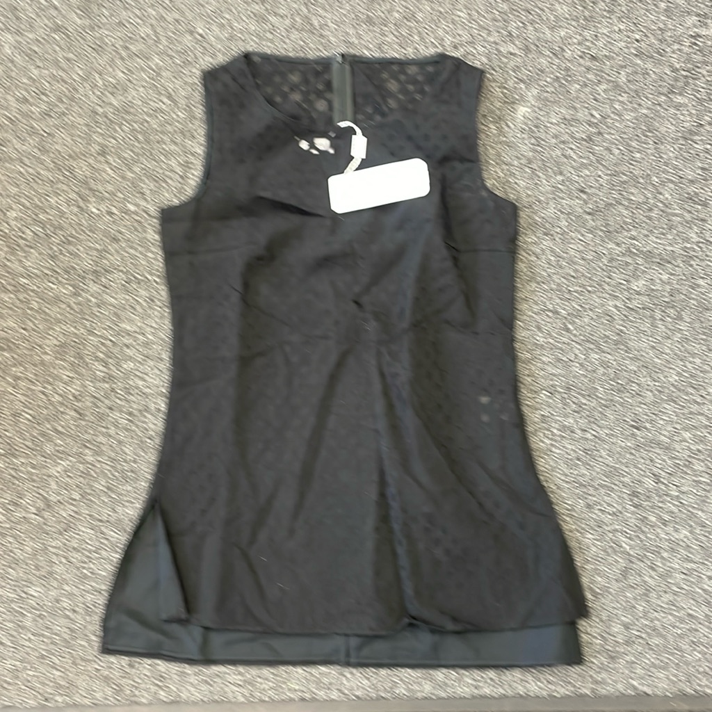 Akris Punto Black Zippered Top Size 2 Nwt